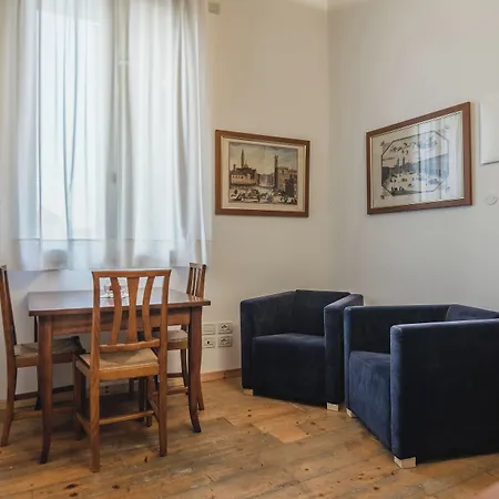Le Di Palazzo Bortolan 4* Trévise